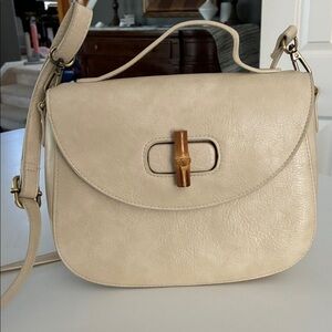 Elegant Cream PLeather Handbag